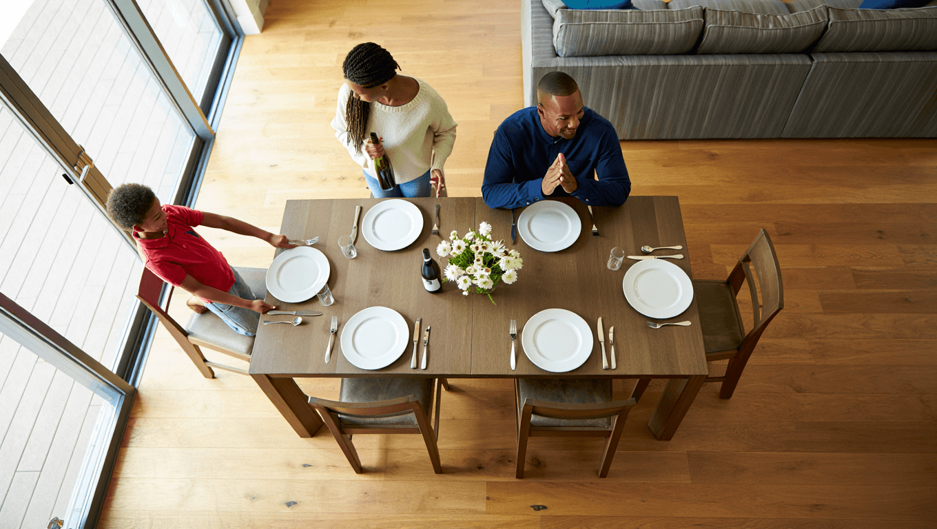 Quelles dimensions choisir pour votre table à manger ?