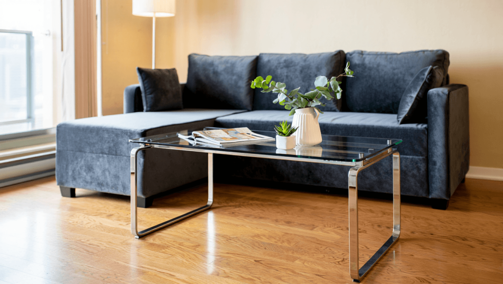 Quelle table basse avec un canapé d’angle ?