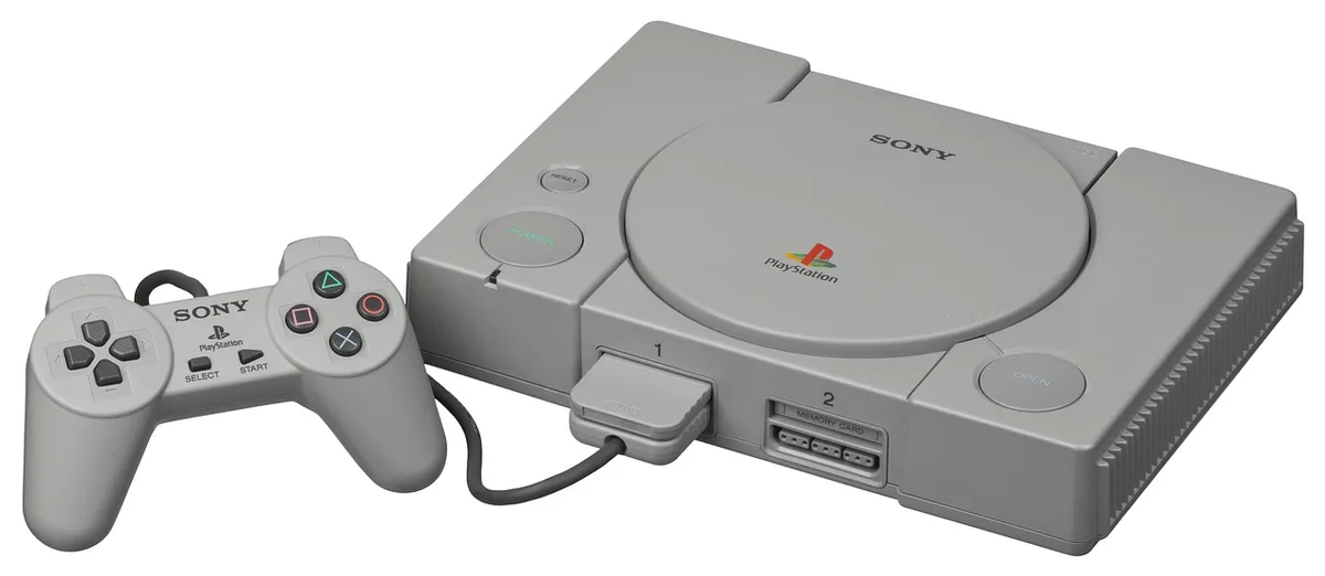 Téléviseur avec console et manette, éclairage de jour