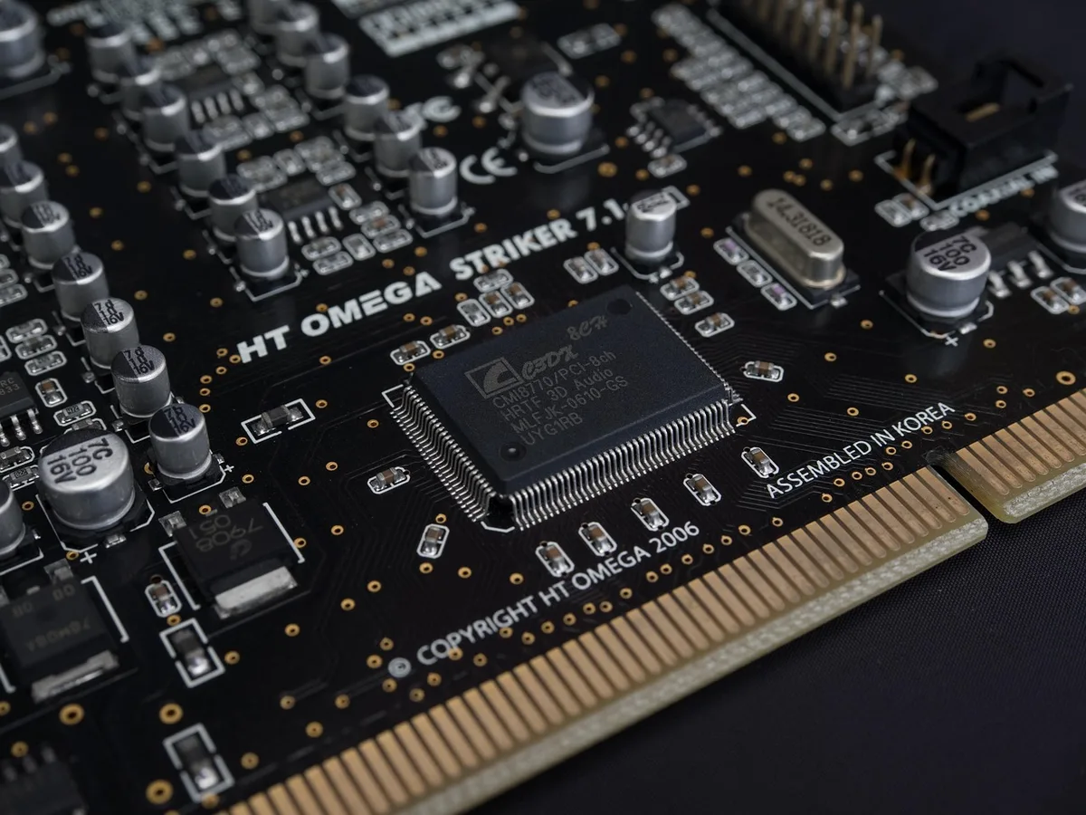 Détails techniques et composants électroniques d'un produit